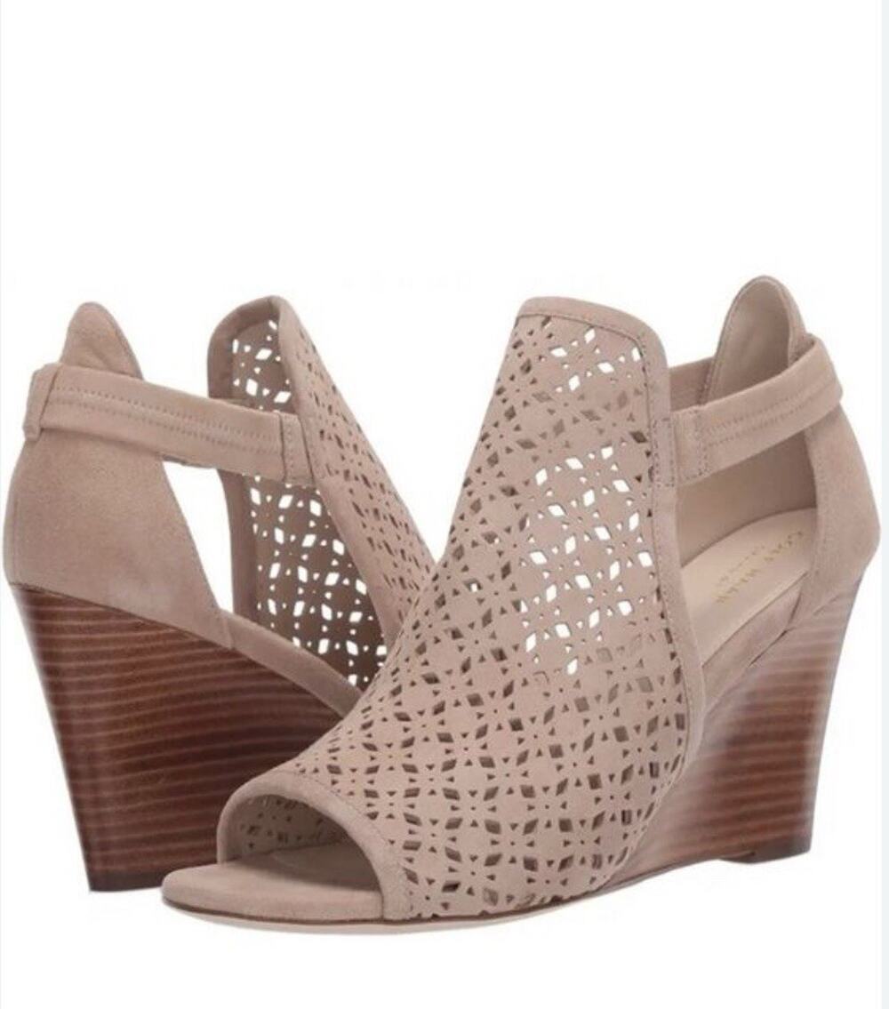 Cole Haan Women's Edie Wedge Sandal Light Tan/Nude Size 7.5B